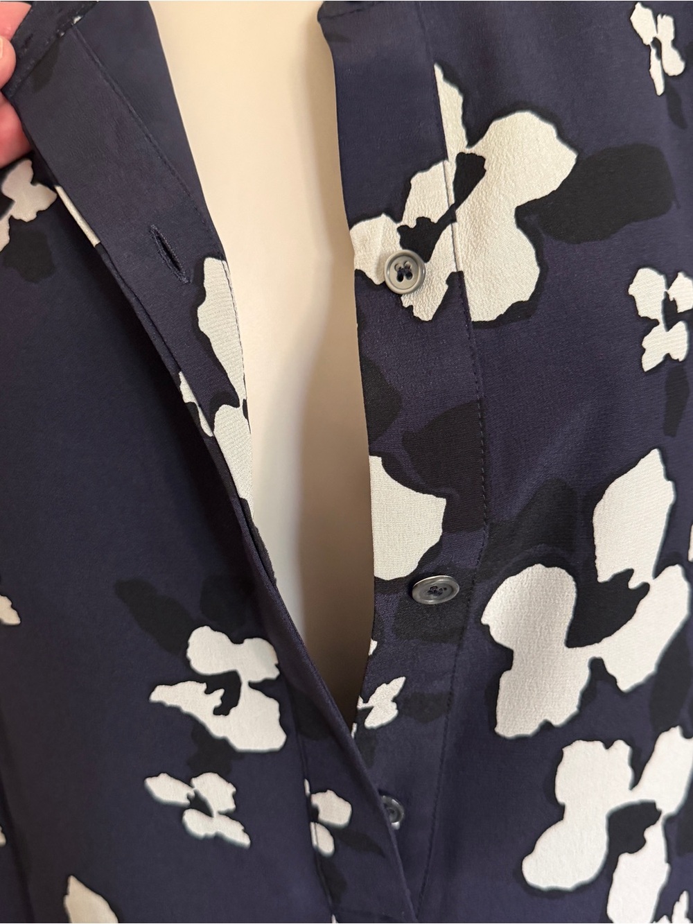 NWOT$415 Theory Navy/ivory Carstan Autumn Print Silk dress Size 8 - Picture 6 of 8